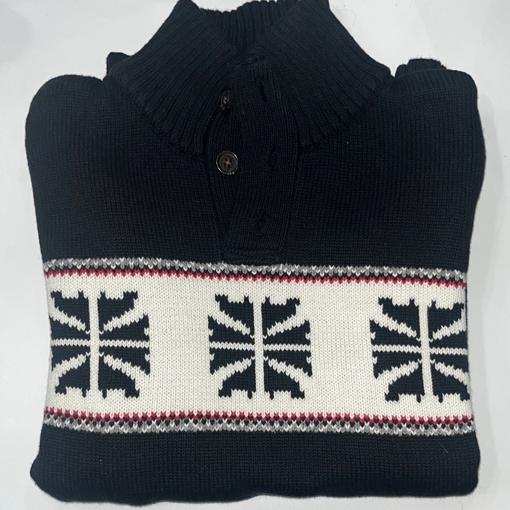 Chaps Black w/White Snowflake Design Mock Turtleneck Sweater. 3 Buttons